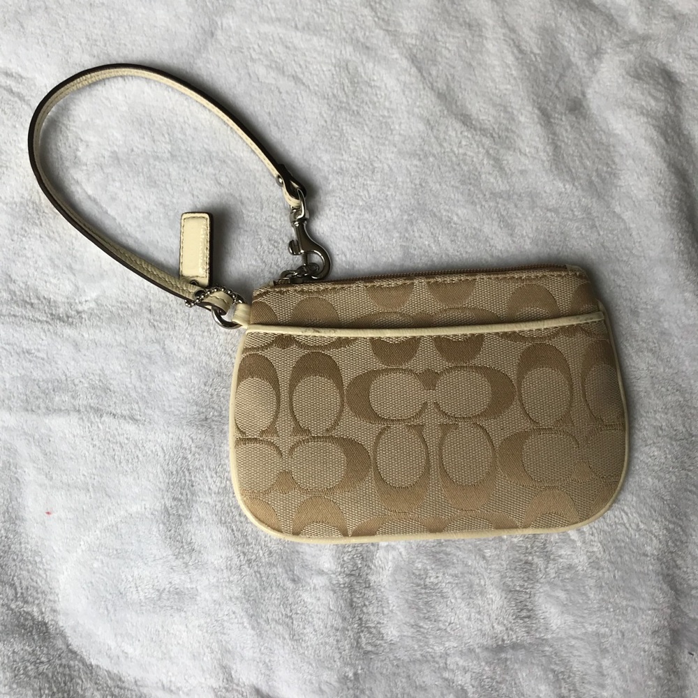 Small Coach Wristlet
